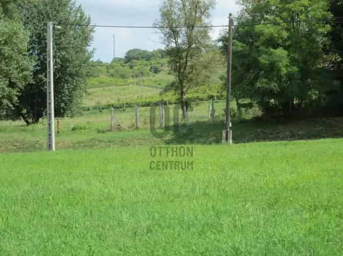 Kötcsei eladó telek 1706 nm - Balaton közelében