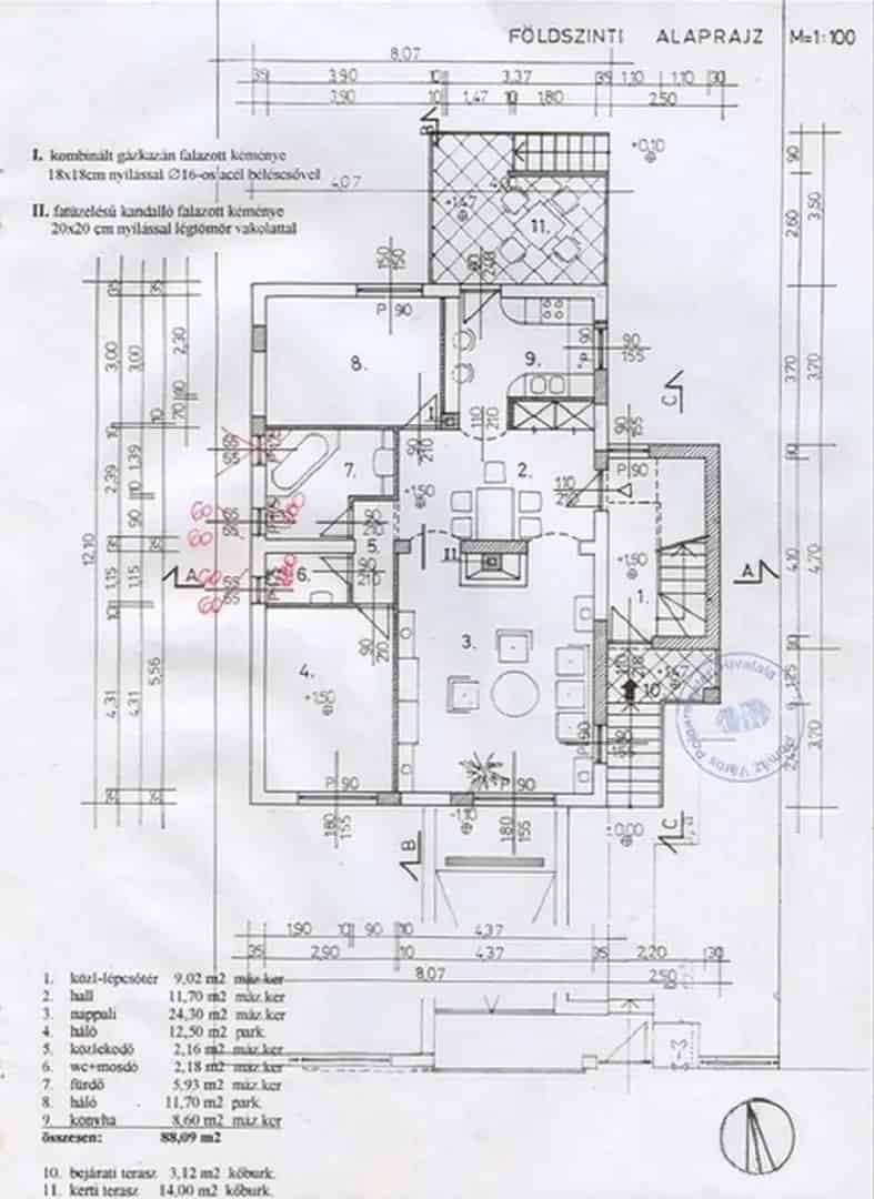 Pomázi családi ház eladó részben felújítva