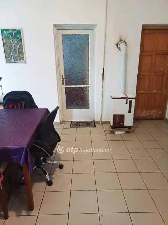 128 m2-es családi ház Pest megyében 1000 m2-es telken