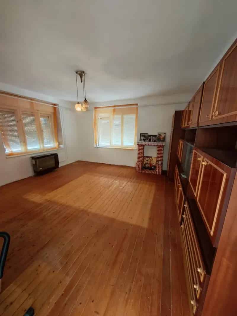 100 m2-es családi ház eladó Lengyeltótiban