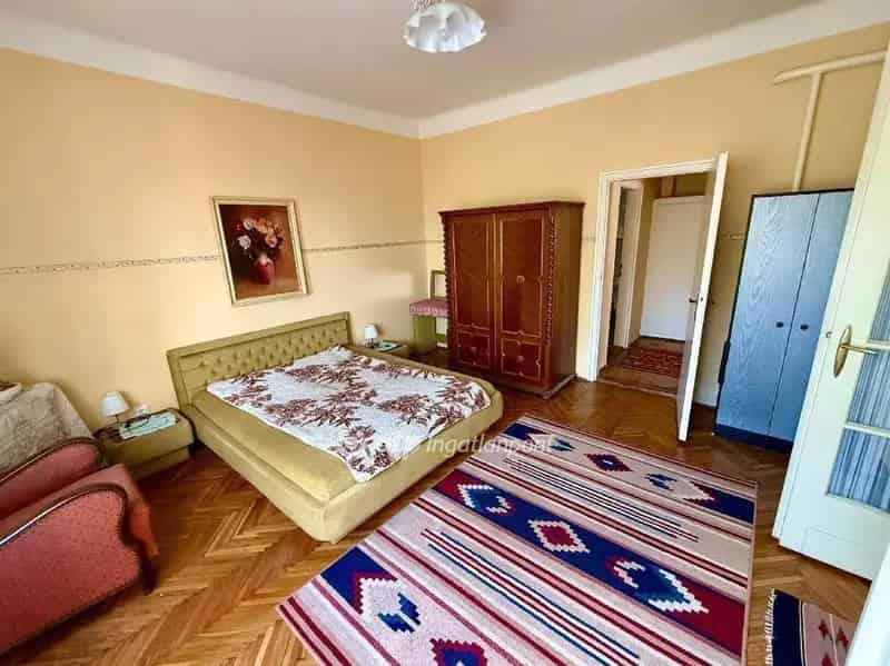 Belvárosi Ház Kiváló Közlekedéssel - Kedvezményes Hitel Lehetőséggel
