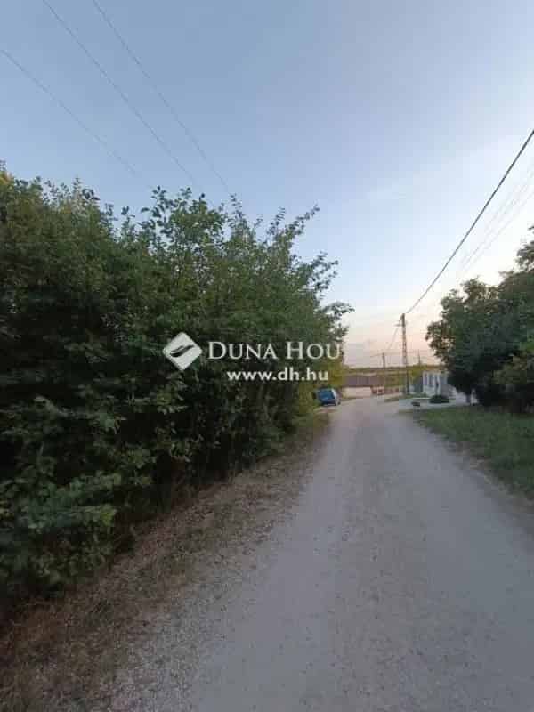 1323 m2-es telek Eladó Érd Parkvárosban