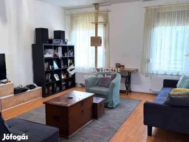 Nappali + 3 szobás lakás Debrecen belvárosában