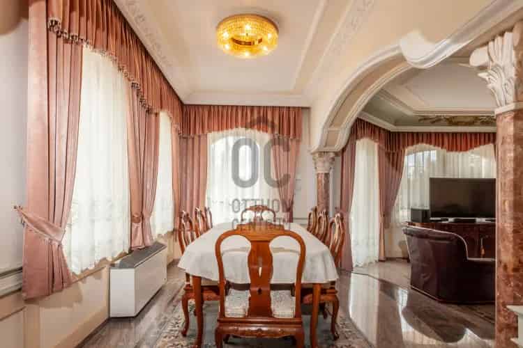 Dunakeszi Luxus Villa Elado - Kastély Jellegu