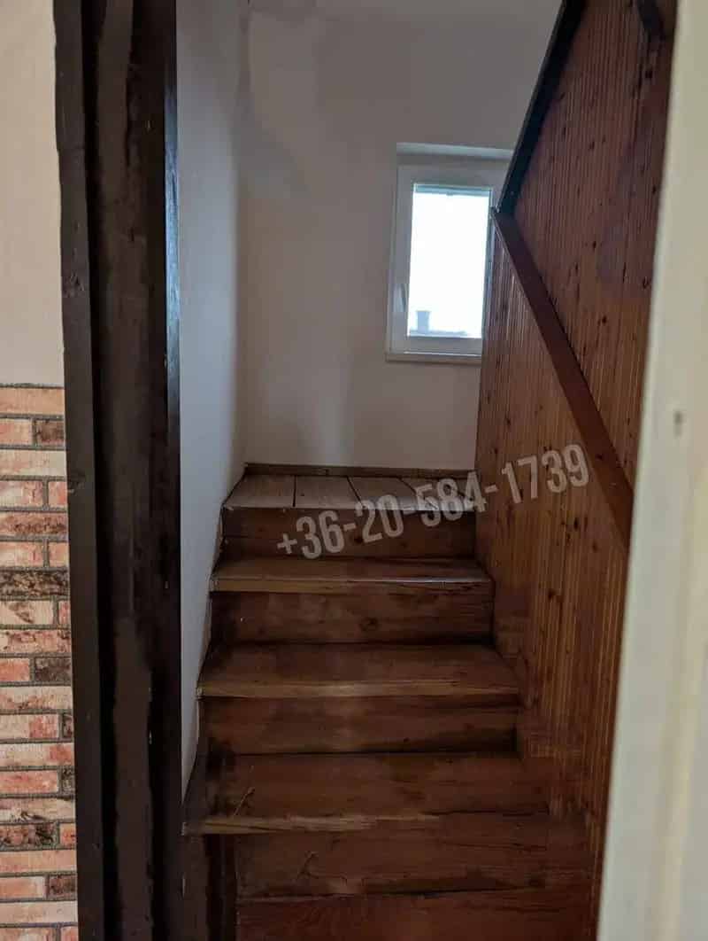 3 szintes családi ház Kisbucsán panorámával