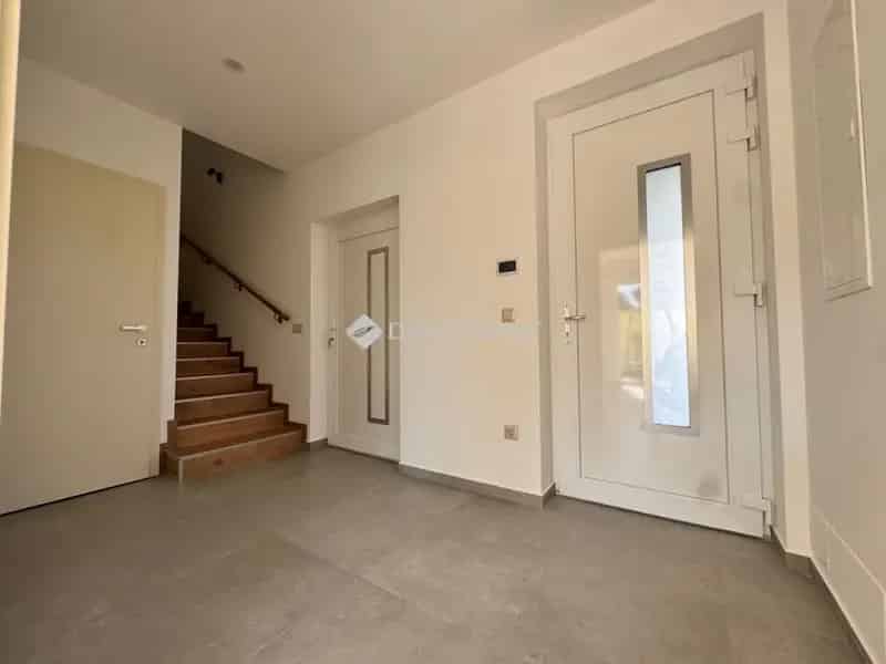 Prémium Ikerház Veszprém Kertvárosban - Modern Elegáns Otthon