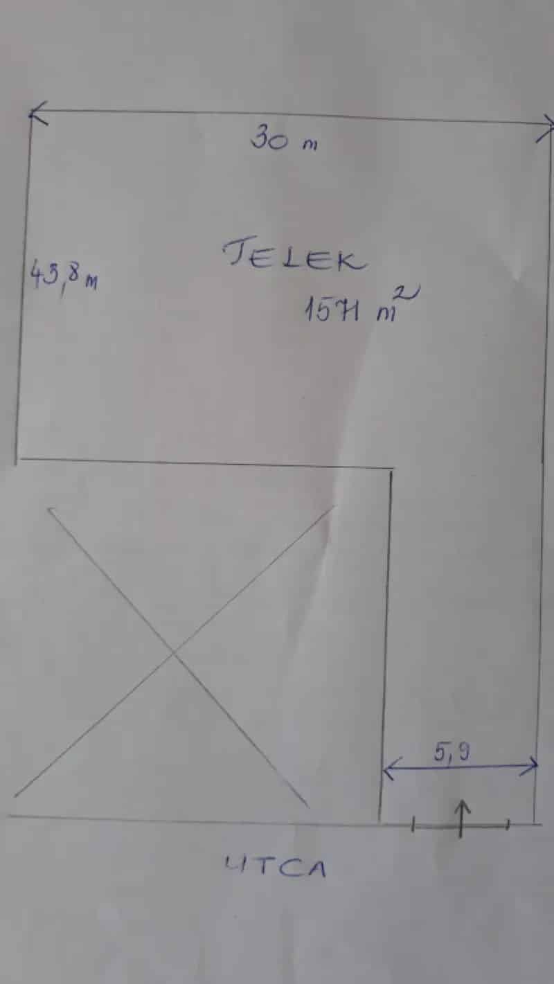 Dinnyésen 1571 m2-es telek eladó családi házhoz