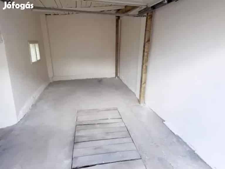 Debrecen Csapókert 20 nm-es Tégla Garázs Eladó