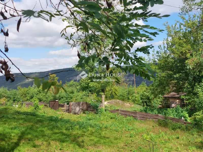 Esztergomi panorámás építési telek eladó 1347 m2