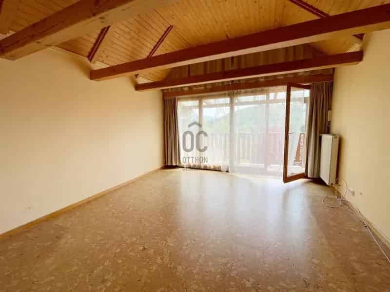 220 nm-es családi ház Máriaremetén panorámával