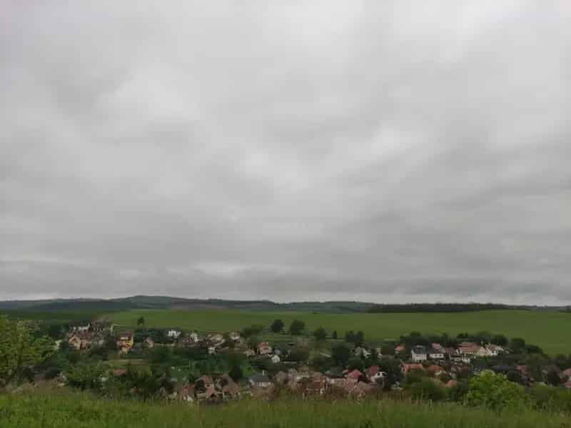 Panoramas Leanyvari dupla telek elado
