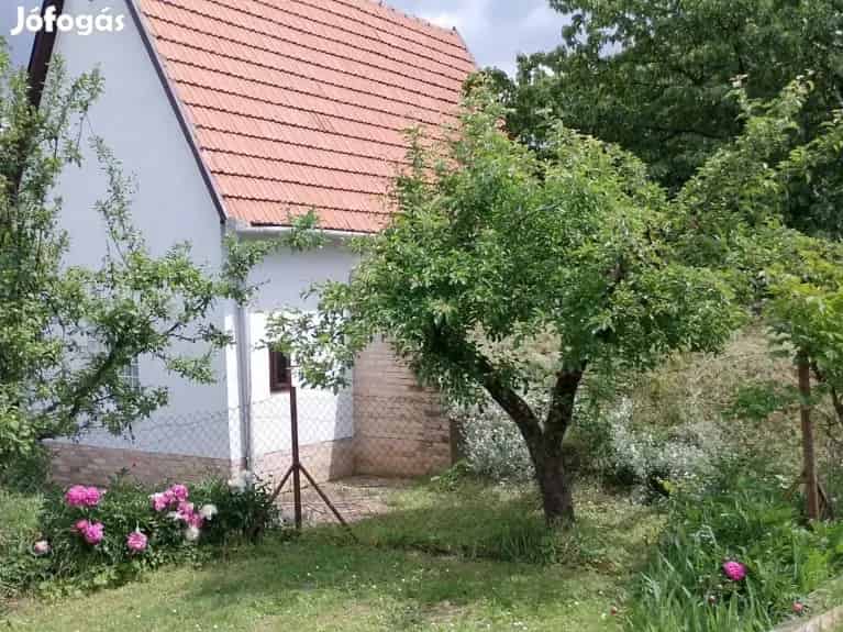 Lakható tanya Szekszárdon panorámás kilátással