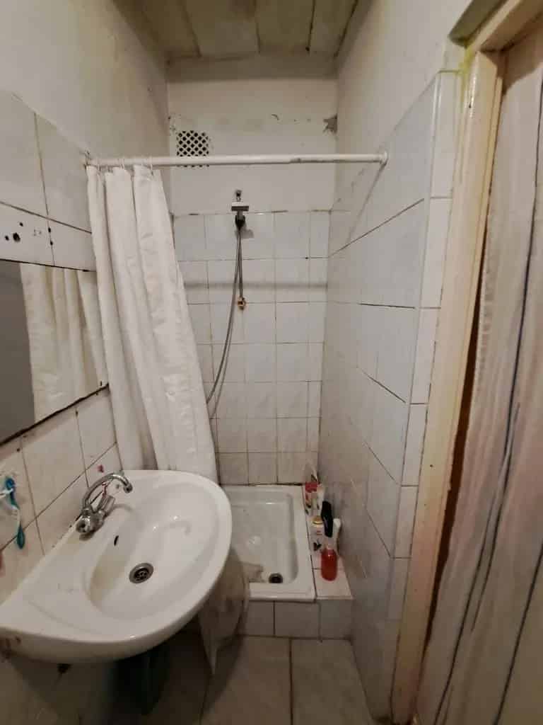 1288 nm-es telek 2 szobás házzal és melléképülettel Szegfű utcában