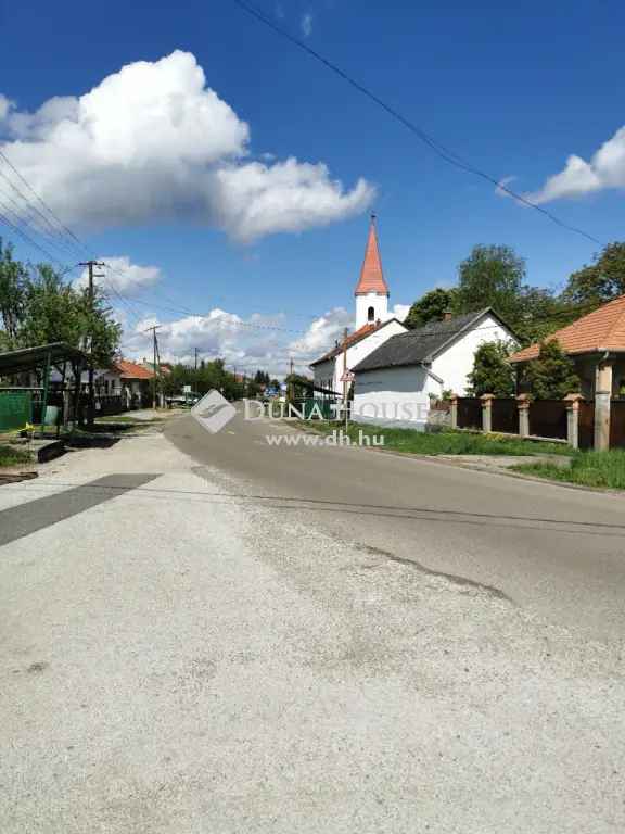 Családi ház Eladó in Parasznya, Alföld és Észak