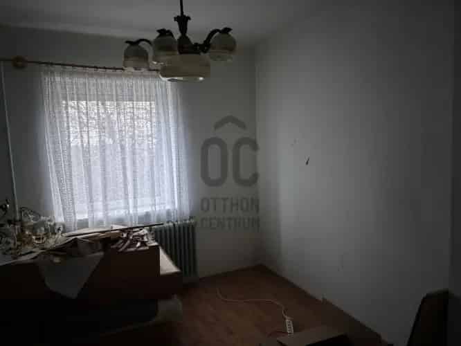 Várpalotai eladó családi ház Inotán 3 szoba garázzsal
