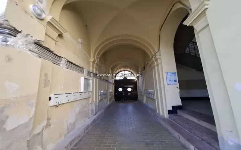 73 nm-es felújítandó lakás Budapest X kerületében