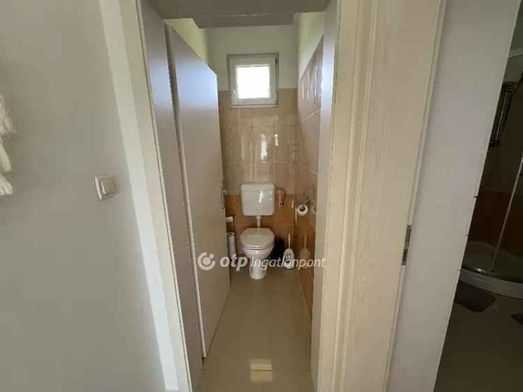 Hövei horgászház eladó - 62m2 ház, 3 telek, partszakasz