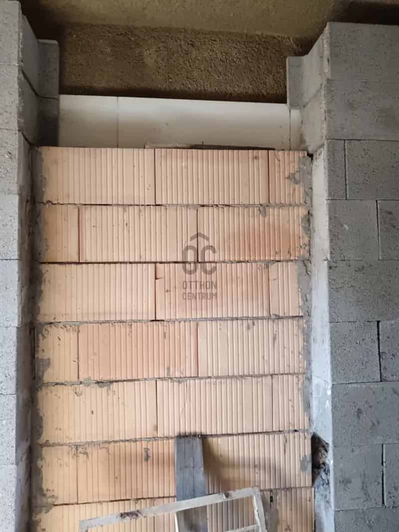 Csepel Királyerdő Kertvárosi Telken Félkész Ikerház