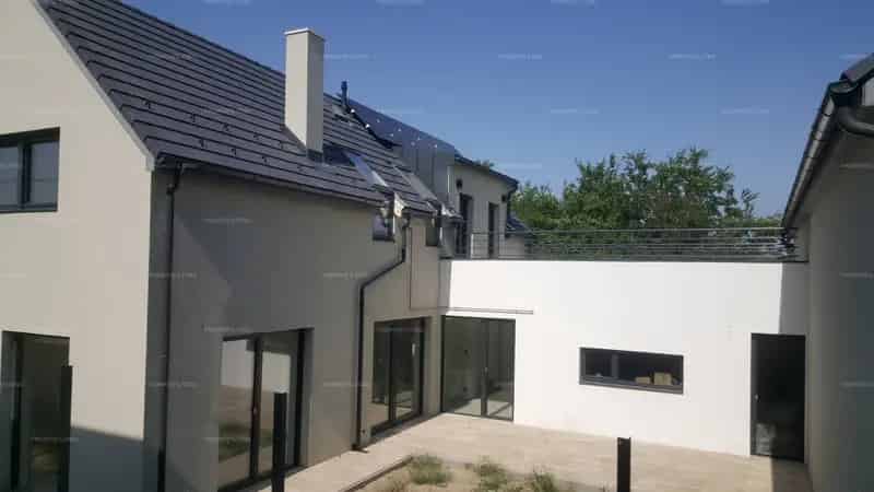 Dunavarsány exkluziv családi ház eladó 199 m2 537 m2 telekkel