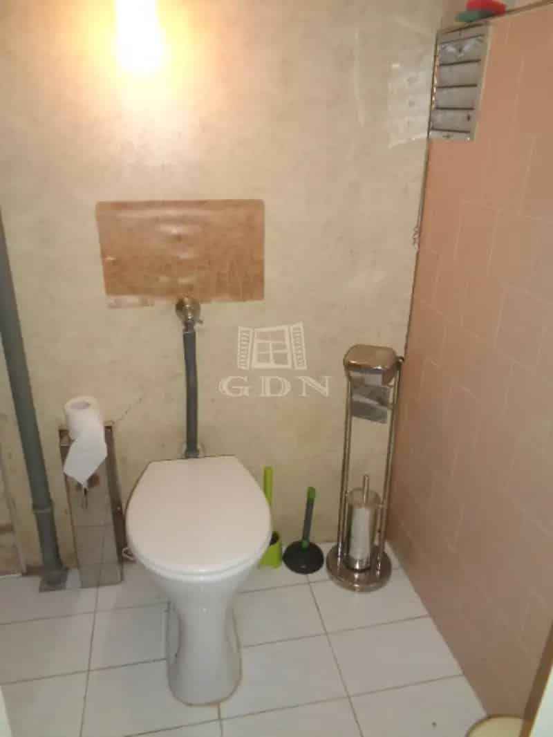 90 m² -es ház 1009 m² telken Döröskénél