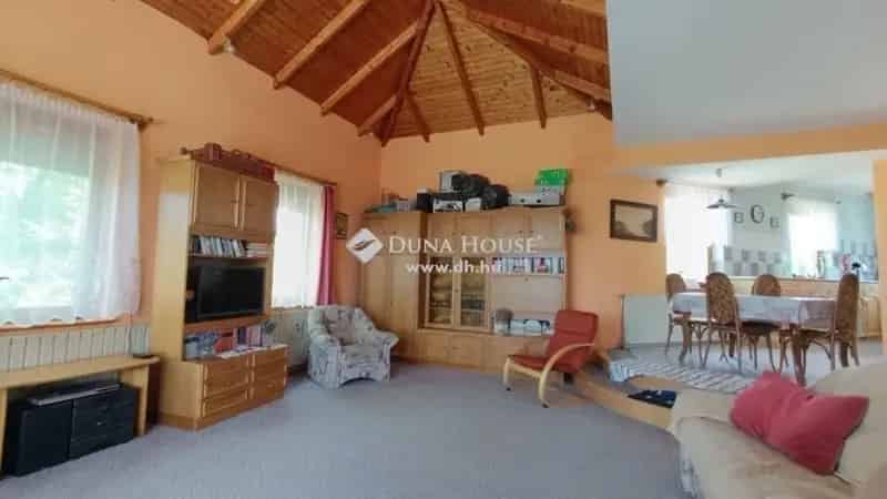 Panorámás családi ház Mohács külterületén eladó