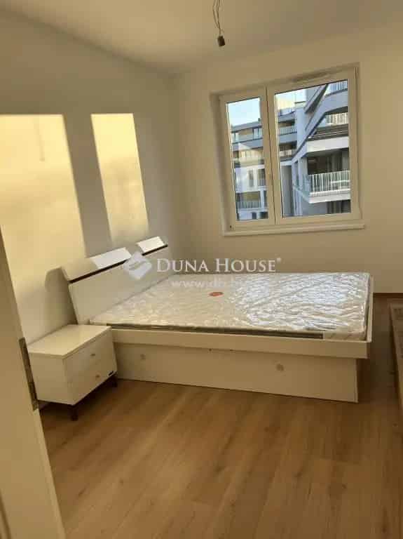 XIII kerulet uj epiteesu lakás kiado 45m2 panoramás erkéllyel parkolóval