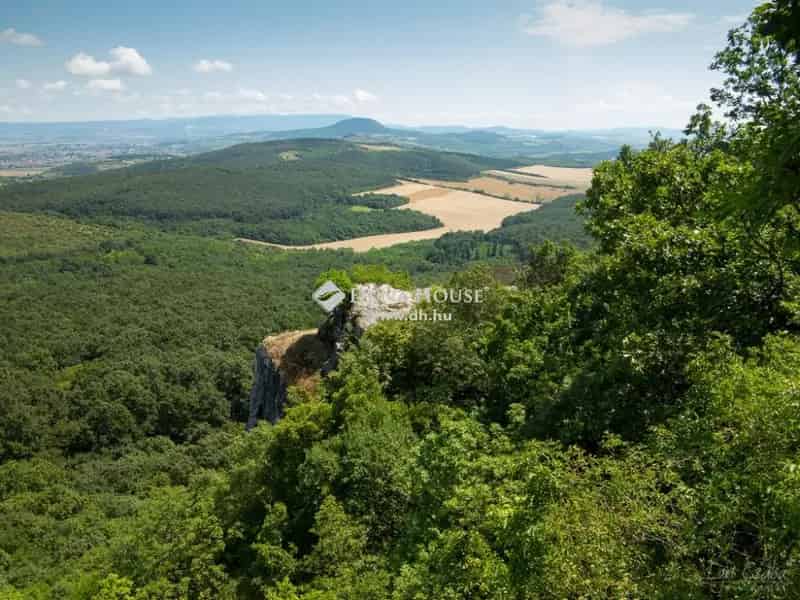 Telek Eladó , Bajót, Dunántúl