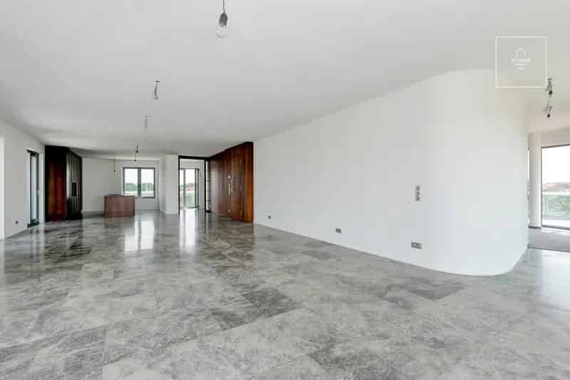 Új Penthouse Lakás Kiadó Budapest Belváros Terézváros