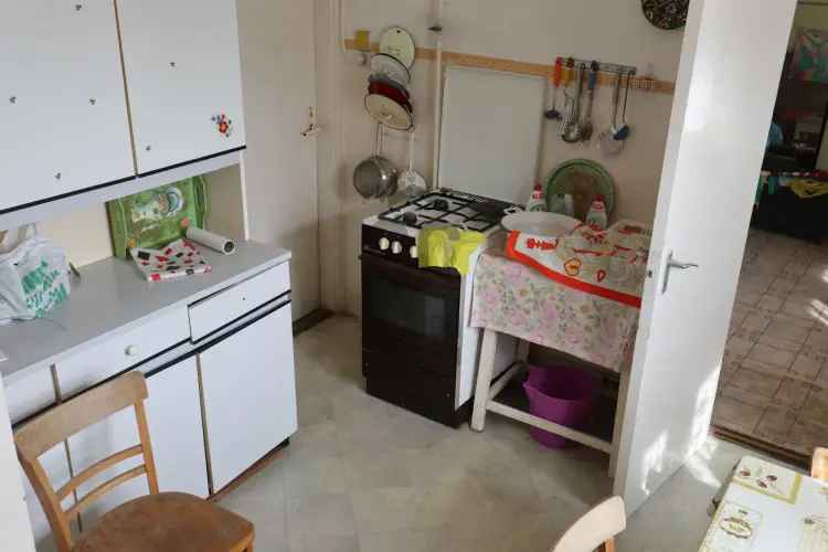 Kecskemét Belváros - 3 szobás családi ház eladó - felújítandó