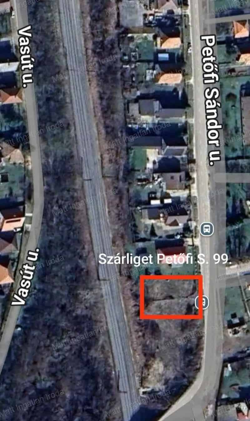 705 nm-es építési telek Szárligeten