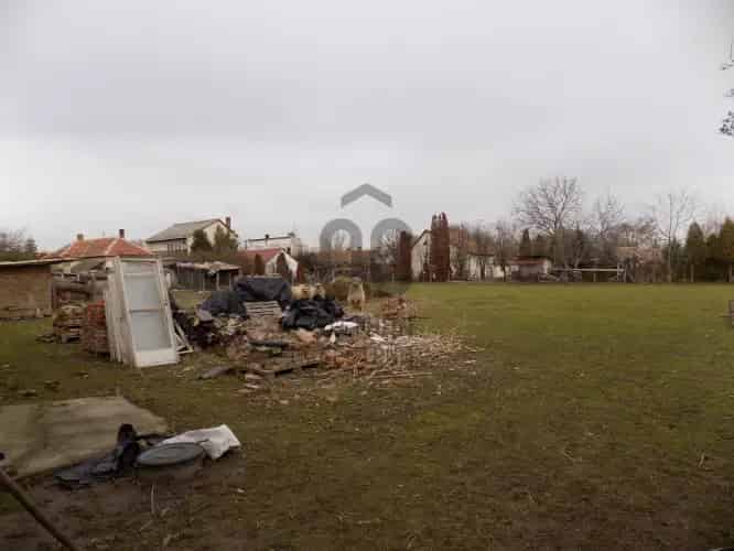 Nagykőrösi telek eladó 1260m2 - családi ház, társasház építésére alkalmas