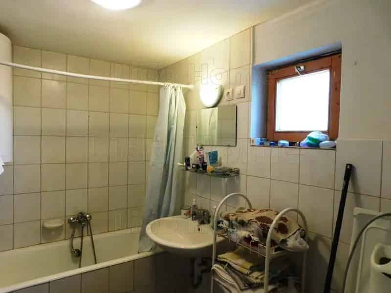 Lovas zártkerti ingatlan eladó - Borospince Présház Nyaraló Balatoni panoráma