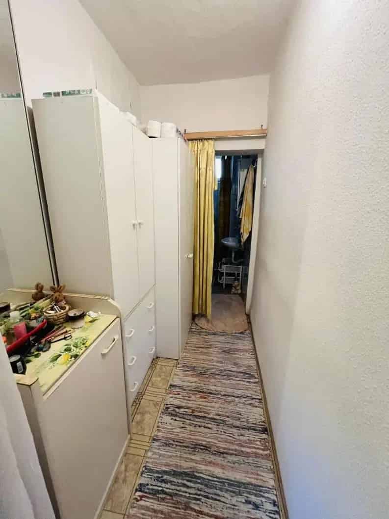 Hétvégi ház Oroszlány közelében - Bokodi tó - 3 szoba - 600 nm telek