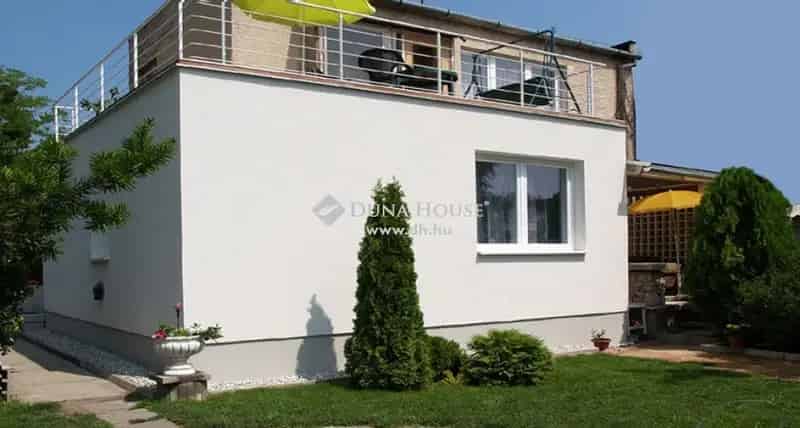 Pápai családi ház eladó 130 nm 4 szoba garázs terasz
