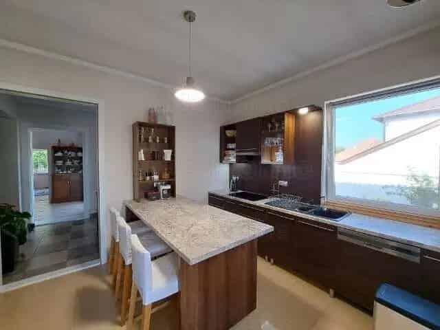Győrszentiváni Téglaház Eladó - 50m2 - 1349m2 Telek - Felújított