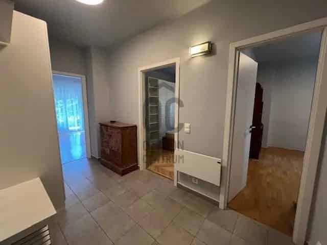 Felujitott 3 szobas lakás Törökvészen 65m2