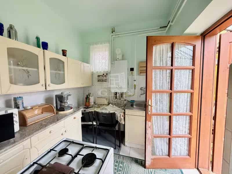 Családi ház Arany János utca - 3 szoba, kert, HÉV és M0 közel