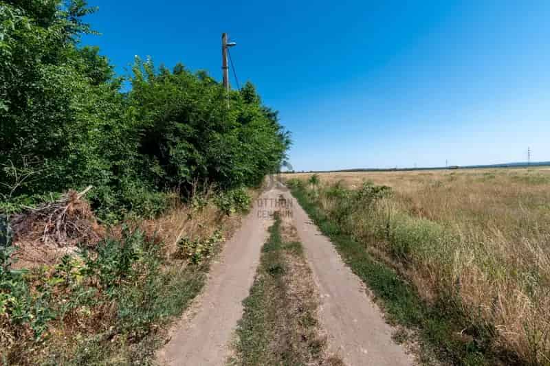 Feketehegy 1444 nm-es Telek Eladó - Családi Ház Építésre vagy Befektetésre