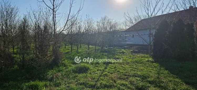 Szilsárkány 2198 m2-es építési telek eladó