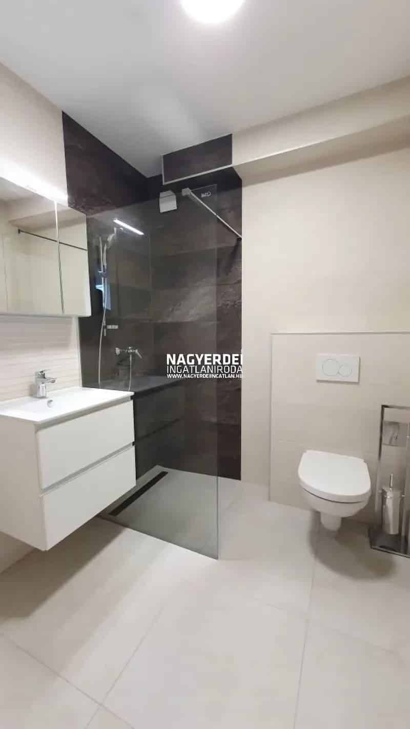 Debrecen Kassai Campus közeli 33nm-es luxus stúdió lakás