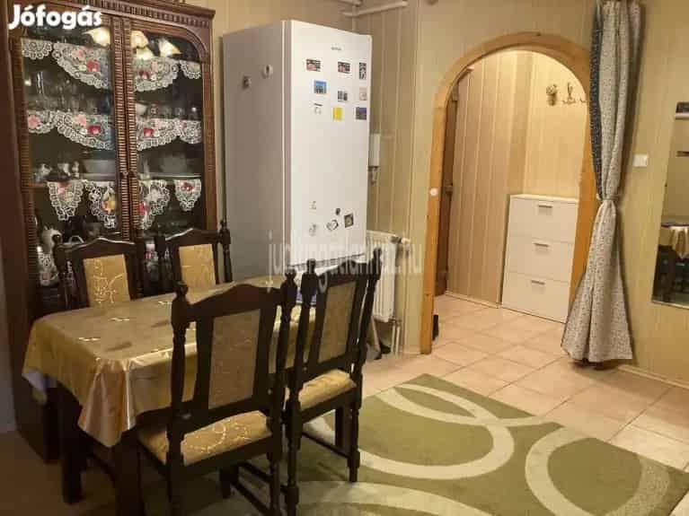 Malom Utcán Első Emeleti Kettő Szobás Lakás Garázzsal Együtt Eladó - Nyíregyháza, Lakás - Jófogás Ingatlan