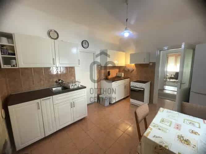 Bakonybéli eladó családi ház, H505995